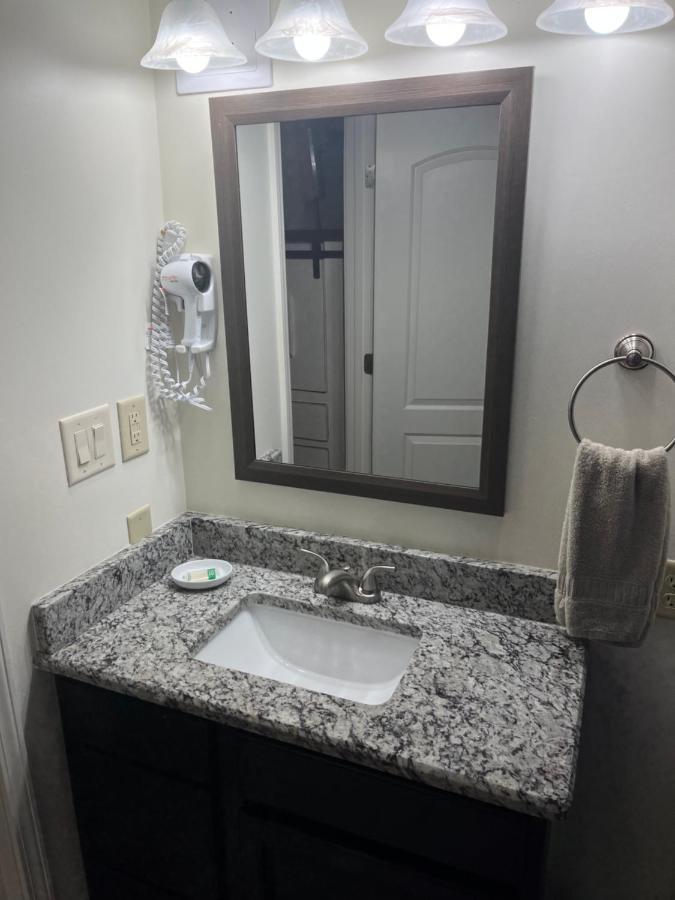 Apartment In The Country Etowah Bagian luar foto