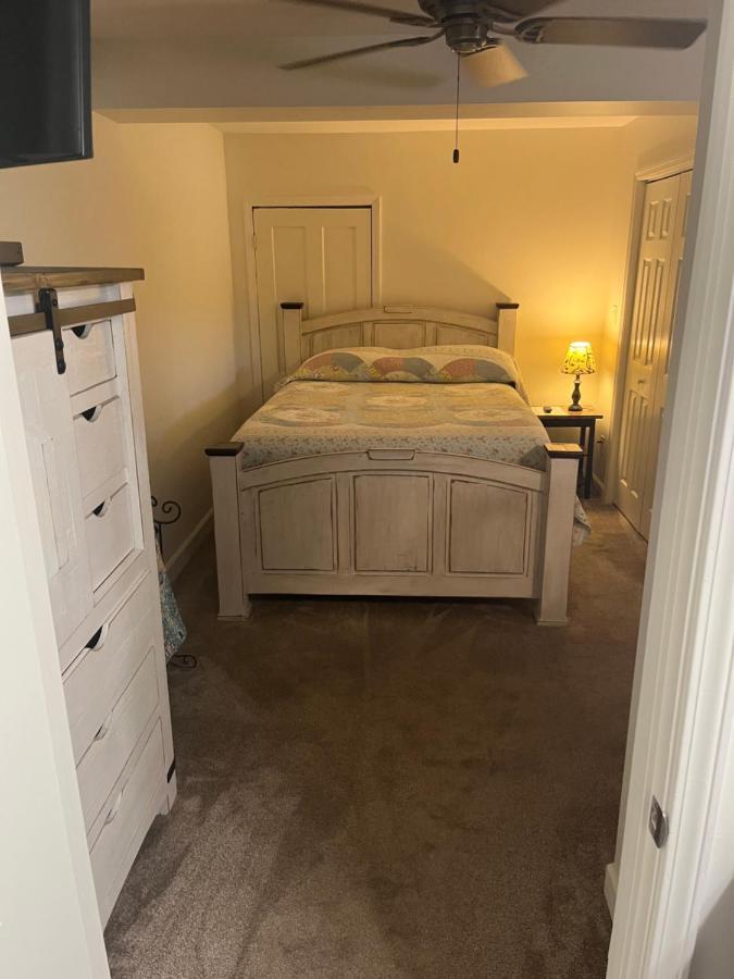 Apartment In The Country Etowah Bagian luar foto